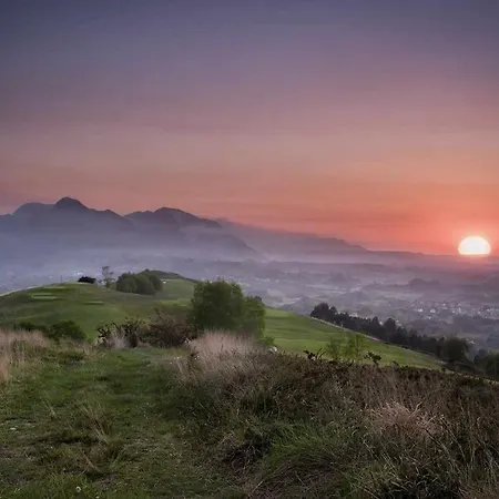Casa Sabina, Zona De Playa Y Montana Llanes