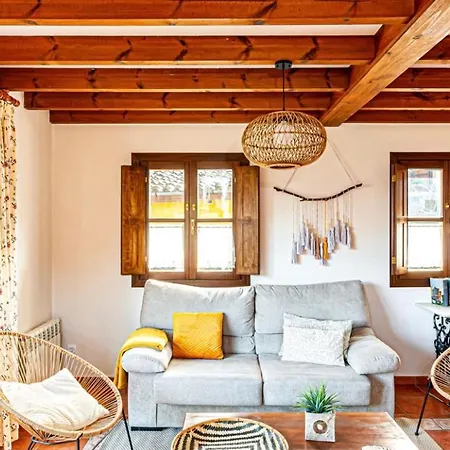 Casa Sabina, Zona De Playa Y Montana Holiday home *